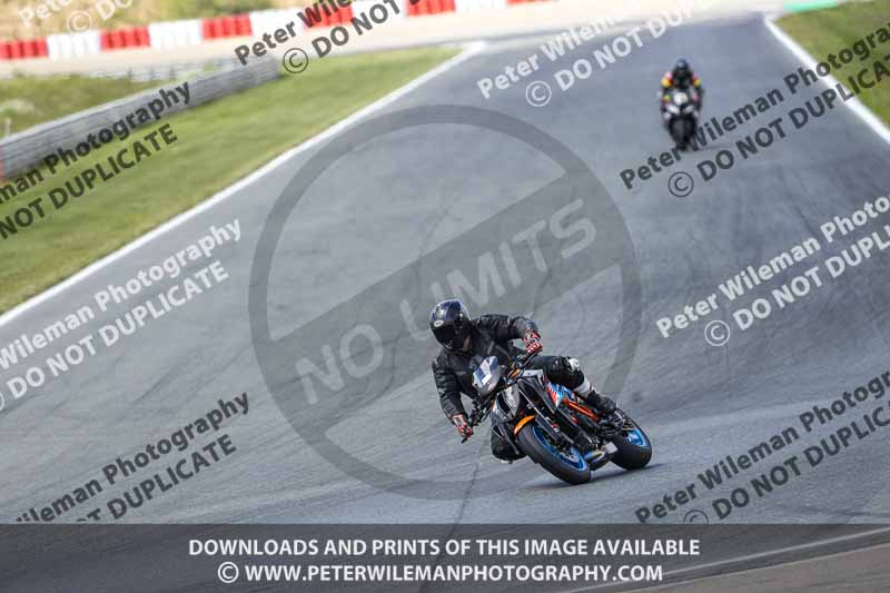 cadwell no limits trackday;cadwell park;cadwell park photographs;cadwell trackday photographs;enduro digital images;event digital images;eventdigitalimages;navarra;no limits trackdays;peter wileman photography;racing digital images;trackday digital images;trackday photos